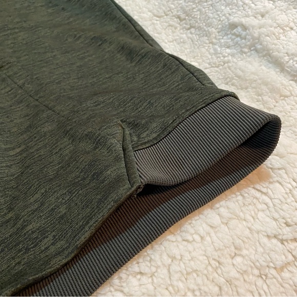 Under Armour Hoodie Mens Large Dark green excellent condition - Picture 4 of 9